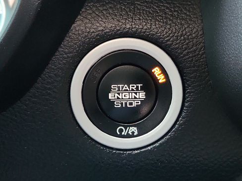 Used 2025 RAM 1500 Lone Star AWD/4WD image 16