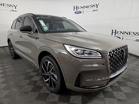 New 2026 Lincoln Corsair Grand Touring AWD/4WD image 3