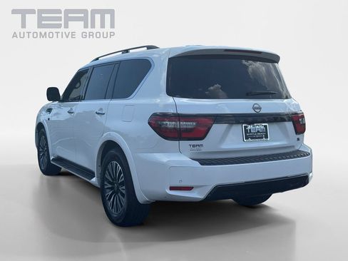 Used 2022 Nissan Armada SL w/ Midnight Edition Package RWD image 5