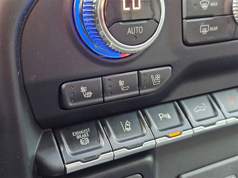 Used 2020 GMC Sierra 3500 Denali w/ Denali Ultimate Package image 30