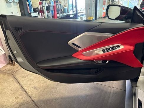 Used 2022 Chevrolet Corvette Stingray Preferred Conv w/ Z51 Performance Package RWD image 24