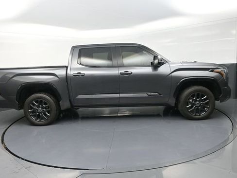 Used 2024 Toyota Tundra Platinum AWD/4WD image 26