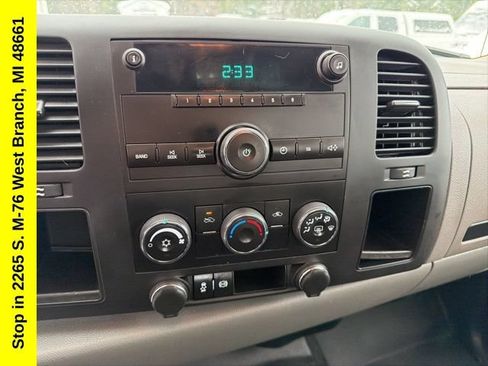 Used 2013 Chevrolet Silverado 2500 W/T AWD/4WD image 19