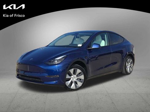 Used 2022 Tesla Model Y Long Range image 1