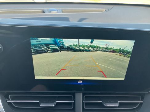New 2026 Chevrolet Trax ACTIV w/ Sunroof Package FWD image 23