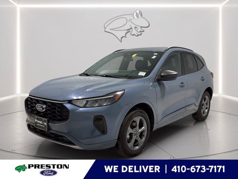Used 2024 Ford Escape ST-Line w/ Tech Pack #1 AWD/4WD image 1