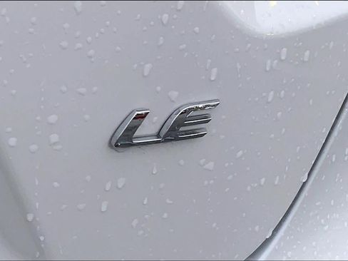 Used 2023 Toyota Corolla LE FWD image 10