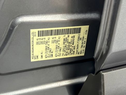 Used 2023 Nissan Rogue SV FWD image 27