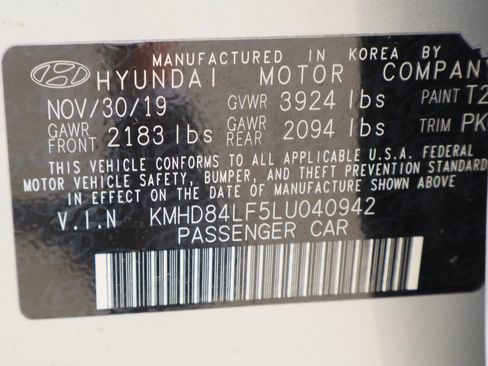 Used 2020 Hyundai Elantra Limited w/ Ultimate Package 03 FWD image 32