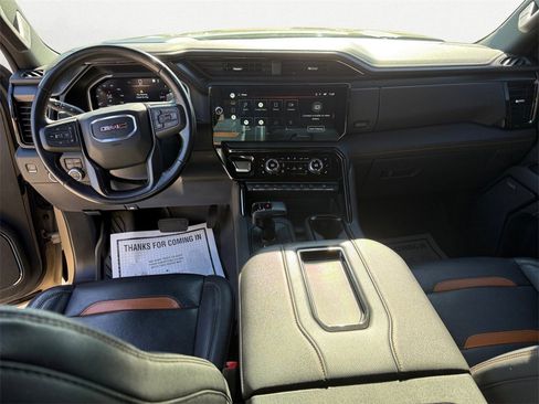Used 2022 GMC Sierra 1500 AT4 w/ Sierra Safety Plus Package image 10