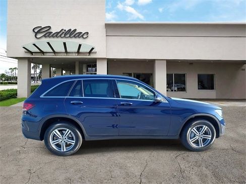 Used 2022 Mercedes-Benz GLC 300 4MATIC w/ Driver Assistance Package image 6