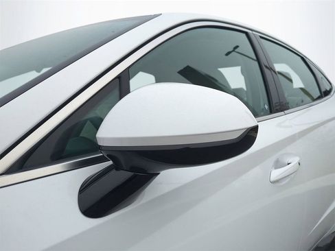 New 2026 Hyundai Sonata SEL FWD image 11