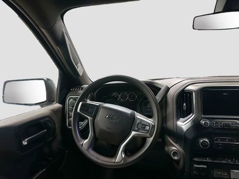 Used 2019 Chevrolet Silverado 1500 RST w/ Z71 Off-Road Package AWD/4WD image 22