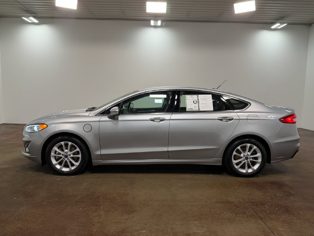 Used 2020 Ford Fusion Energi Titanium FWD image 27