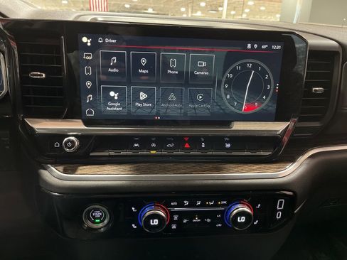 Used 2022 GMC Sierra 1500 Elevation w/ LPO, Elevation Black Package AWD/4WD image 24