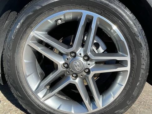 Used 2019 Hyundai Santa Fe XL FWD image 15
