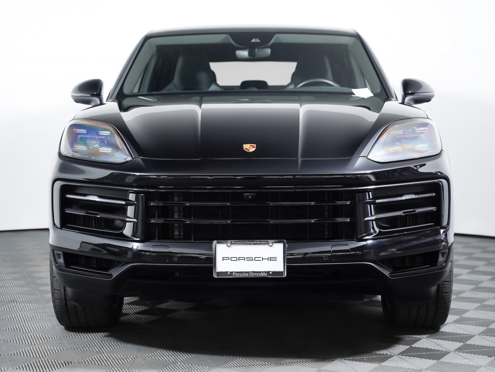Certified 2024 Porsche Cayenne Coupe AWD/4WD image 10
