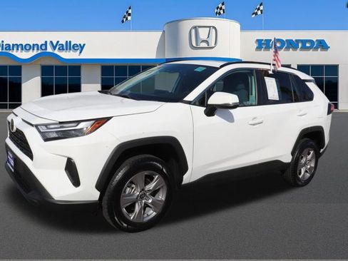 Used 2025 Toyota RAV4 XLE image 3