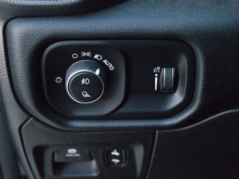 Used 2022 RAM 1500 Big Horn image 16