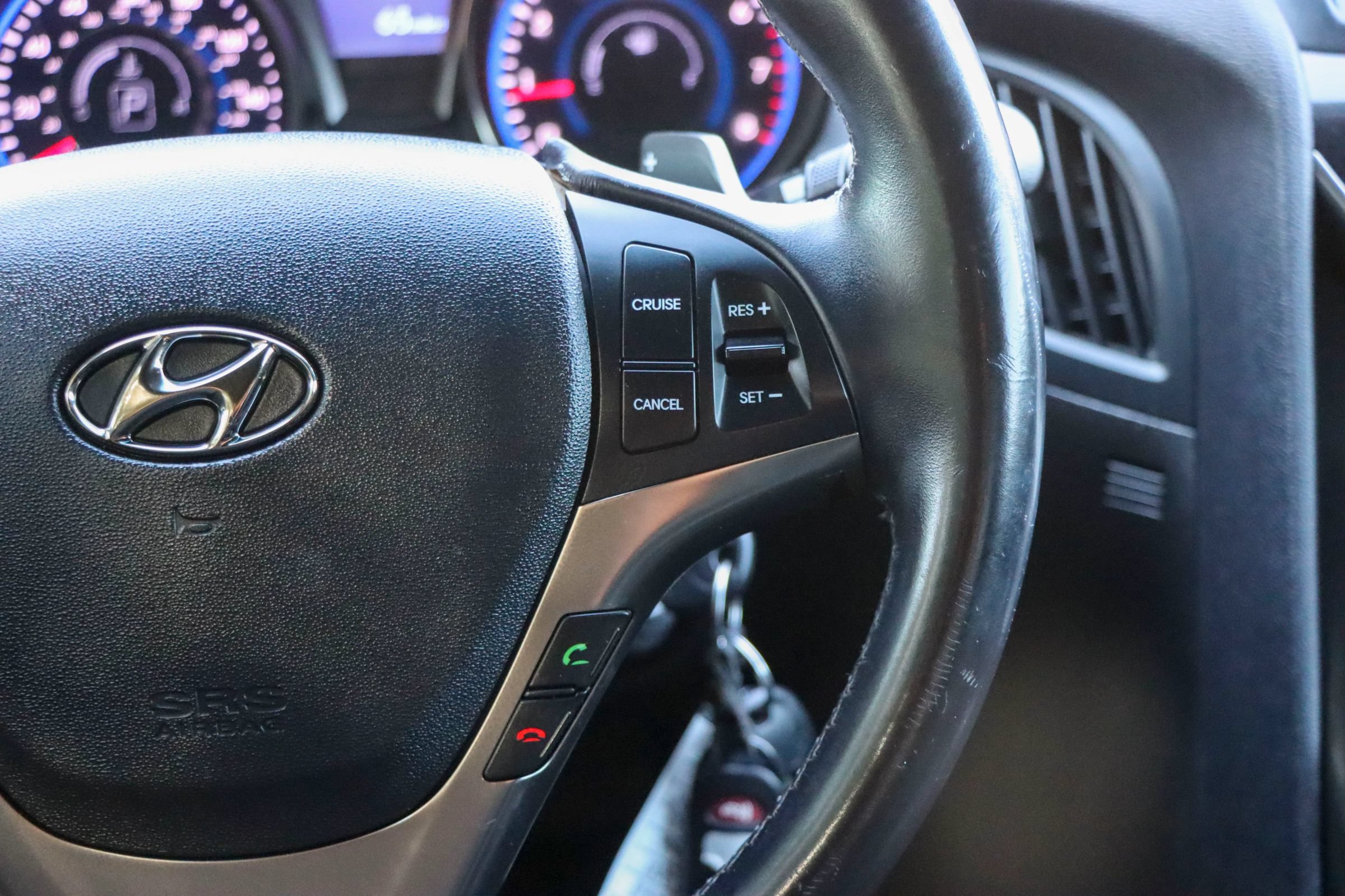 Used 2013 Hyundai Genesis 2.0T RWD image 26