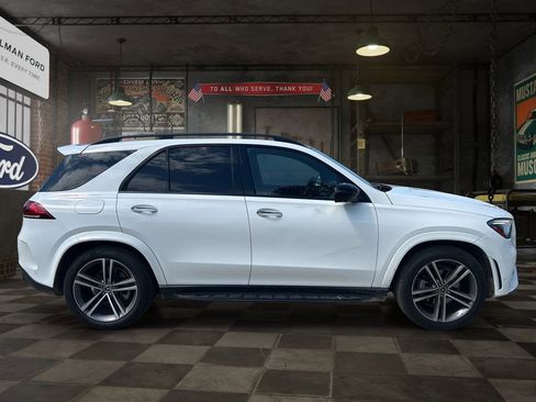 Used 2022 Mercedes-Benz GLE 350 4MATIC w/ AMG Line Exterior image 7