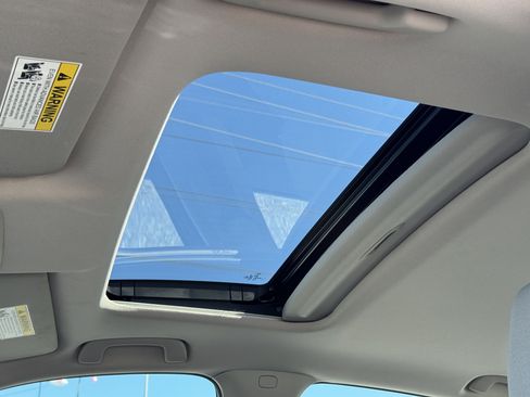 Certified 2024 Honda Civic EX image 33