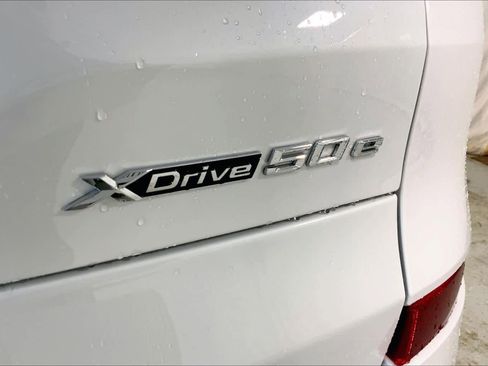New 2026 BMW X5 xDrive50e w/ M Sport Package image 15