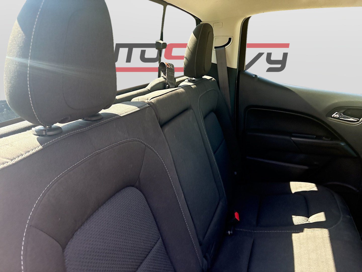 Used 2022 Chevrolet Colorado LT w/ LT Convenience Package AWD/4WD image 23