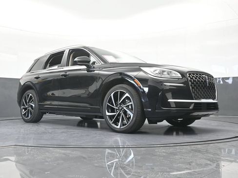 Used 2024 Lincoln Corsair Grand Touring AWD/4WD image 61