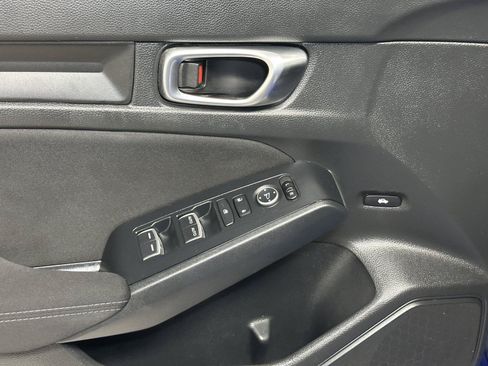 Used 2023 Honda Civic Sport image 21
