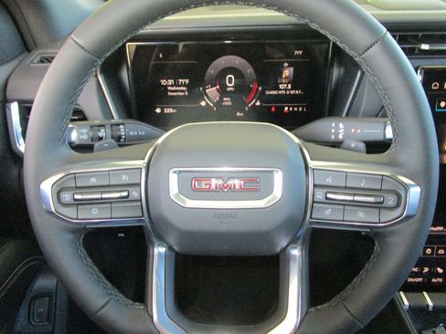 New 2026 GMC Terrain Elevation w/ Elevation Premium Package image 31