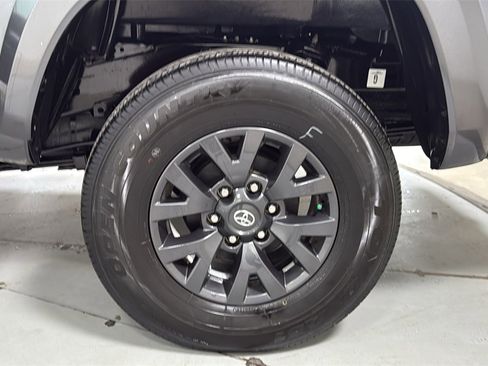 Certified 2023 Toyota Tacoma SR5 w/ Technology Package image 23
