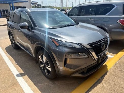 Used 2023 Nissan Rogue SL w/ SL Premium Package FWD image 1