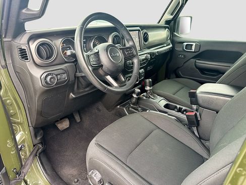 Used 2021 Jeep Wrangler Unlimited Sport AWD/4WD image 10