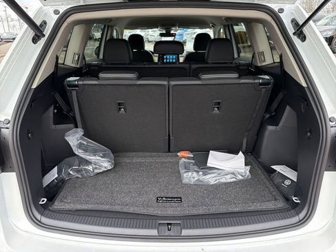 New 2026 Volkswagen Atlas SE image 24