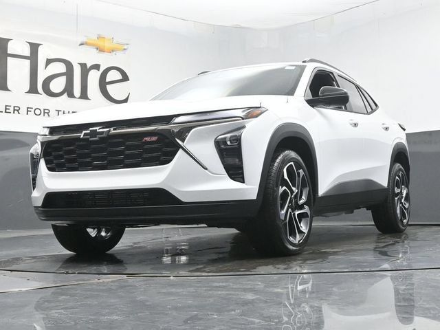 New 2026 Chevrolet Trax RS FWD image 4