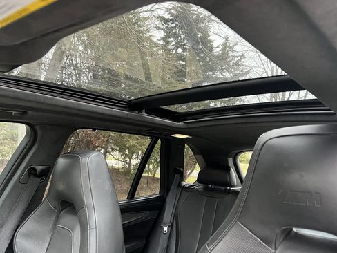 Used 2016 BMW X5 M AWD/4WD image 42