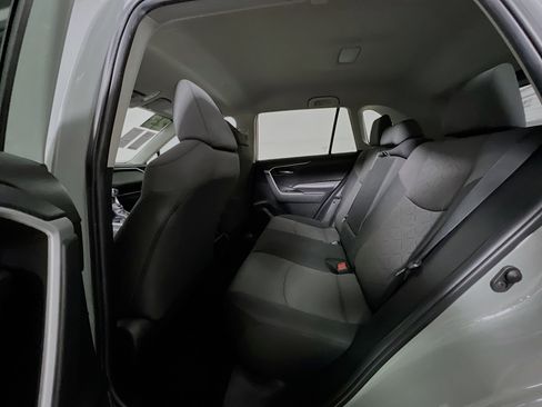 Used 2023 Toyota RAV4 XLE AWD/4WD image 29