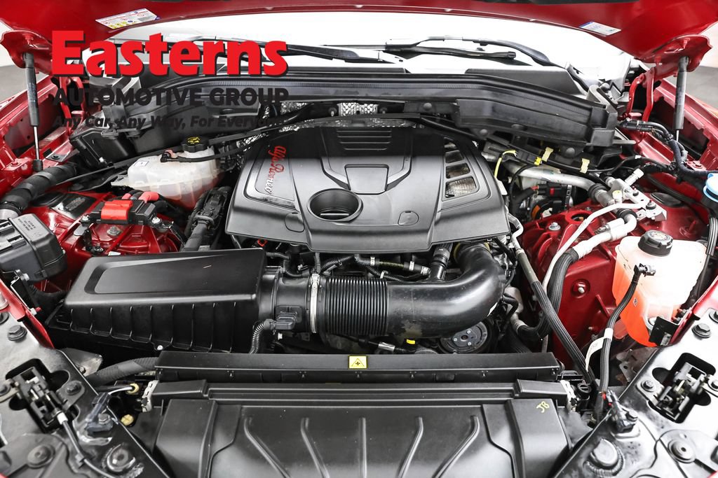 Used 2024 Alfa Romeo Stelvio Ti w/ Active Assist Plus Package AWD/4WD image 8
