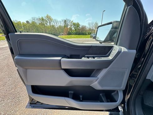 Used 2024 Ford F150 XLT AWD/4WD image 5