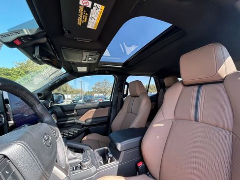 New 2026 Toyota 4Runner Limited image 12