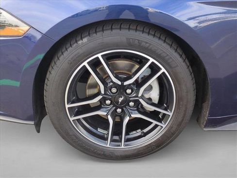 Used 2018 Ford Mustang Premium image 23