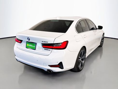 Used 2019 BMW 330i 330i w/ Convenience Package image 10