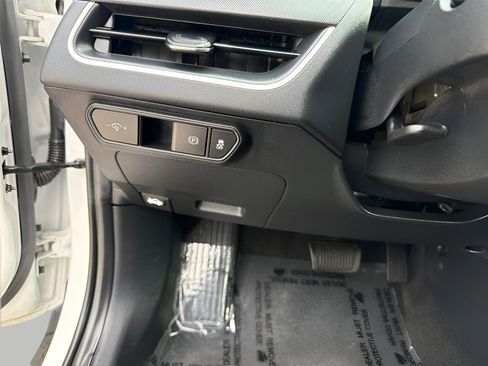 Used 2025 Kia K4 FWD image 49