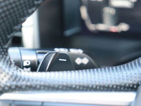 Used 2024 Mitsubishi Outlander 4WD Plug-In Hybrid image 25