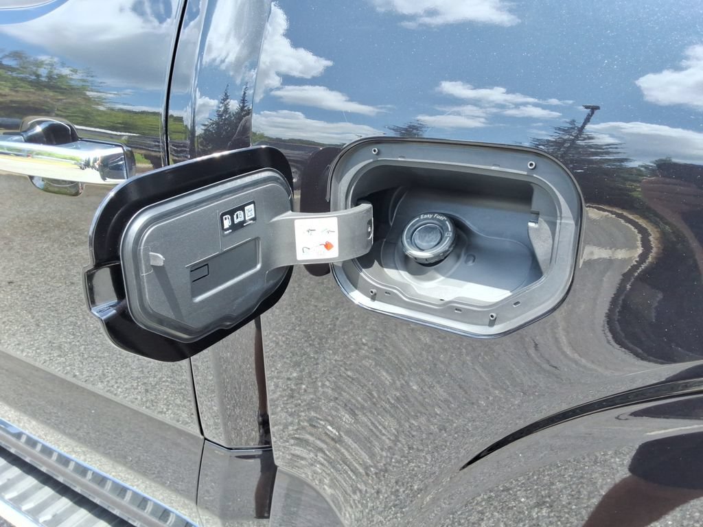 Used 2025 Ford F150 XLT w/ Equipment Group 302A MID AWD/4WD image 13