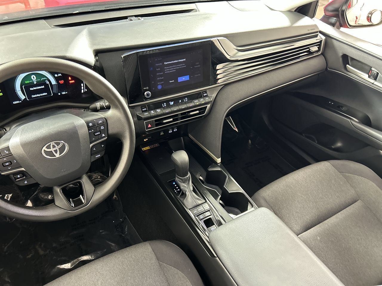 Used 2025 Toyota Camry LE w/ Convenience Package FWD image 23