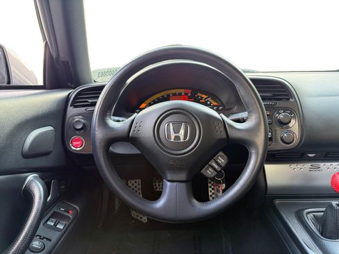 Used 2008 Honda S2000 image 10
