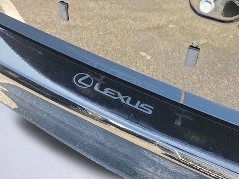 Used 2024 Lexus ES 350 w/ Premium Package FWD image 6