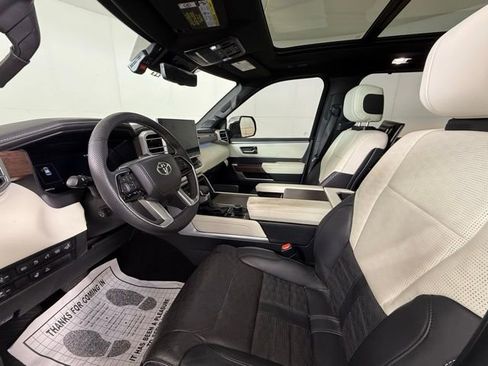 Used 2023 Toyota Sequoia SR5 image 5